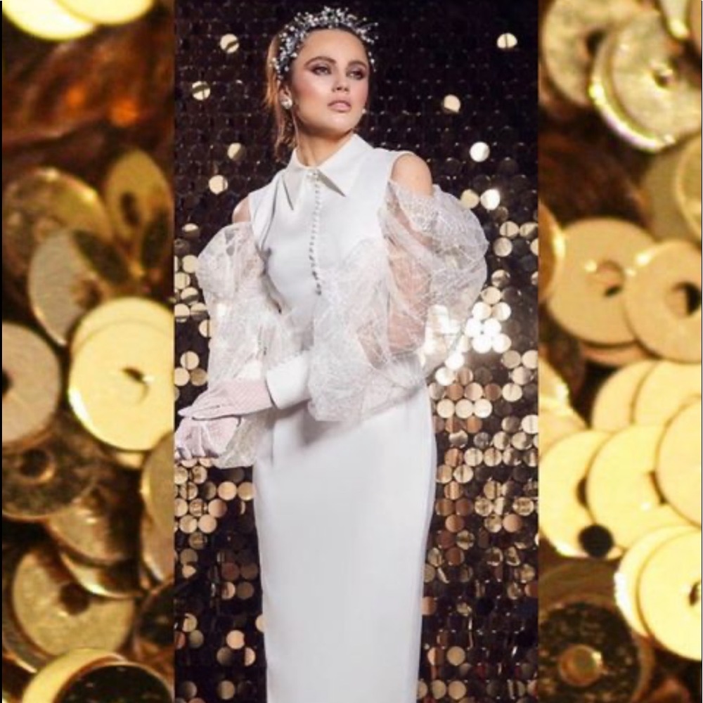 Stunning isabel garcia white dress !!